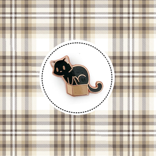 Kitty-in-a-Box, Smokey Pin