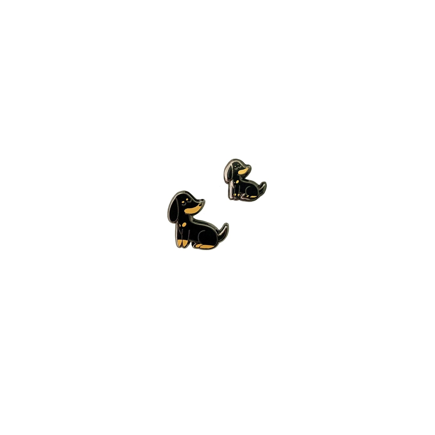 Dachshund Pin, Black & Cream, Sitting Looking Back